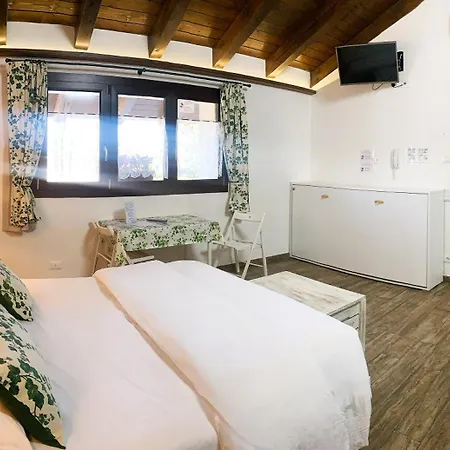 Ai Tigli Venice Airport Keyless&self Check In Konukevi 3*