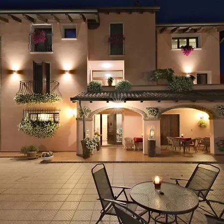 Penzion Villa Ai Tigli Venice Airport Rooms On Line Check In & Access Code
